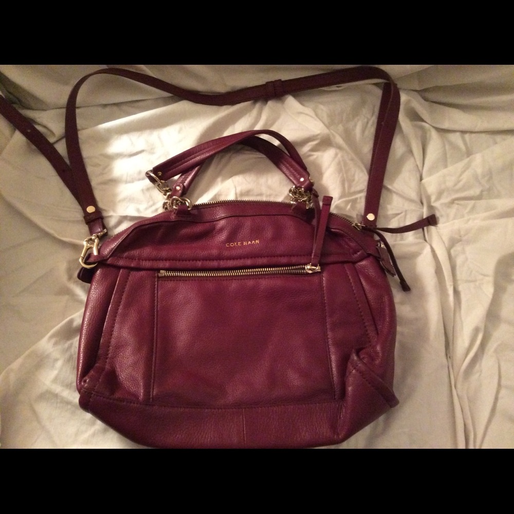 Nice Cole Haan bag!